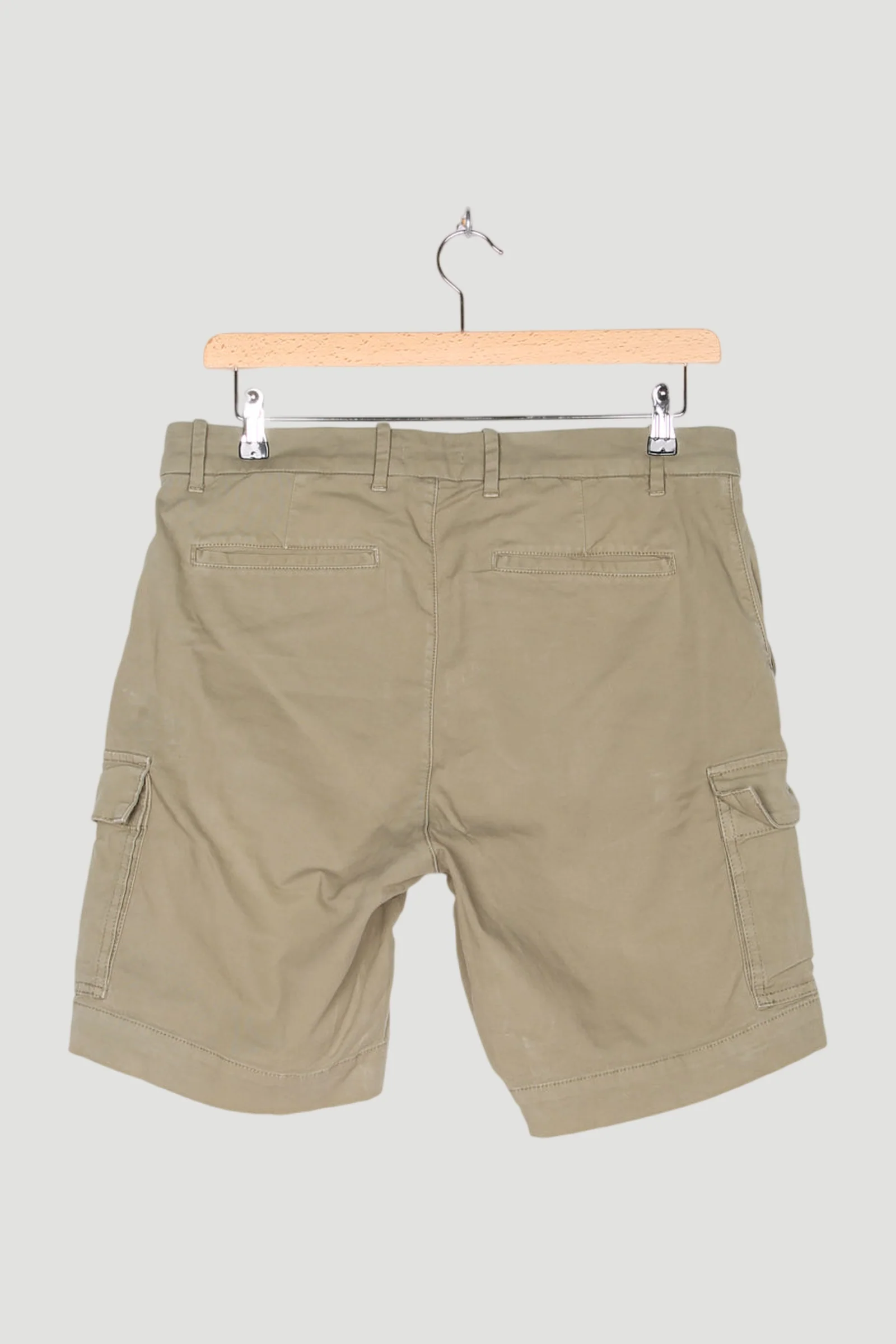 Secondhand Shorts - Image 2