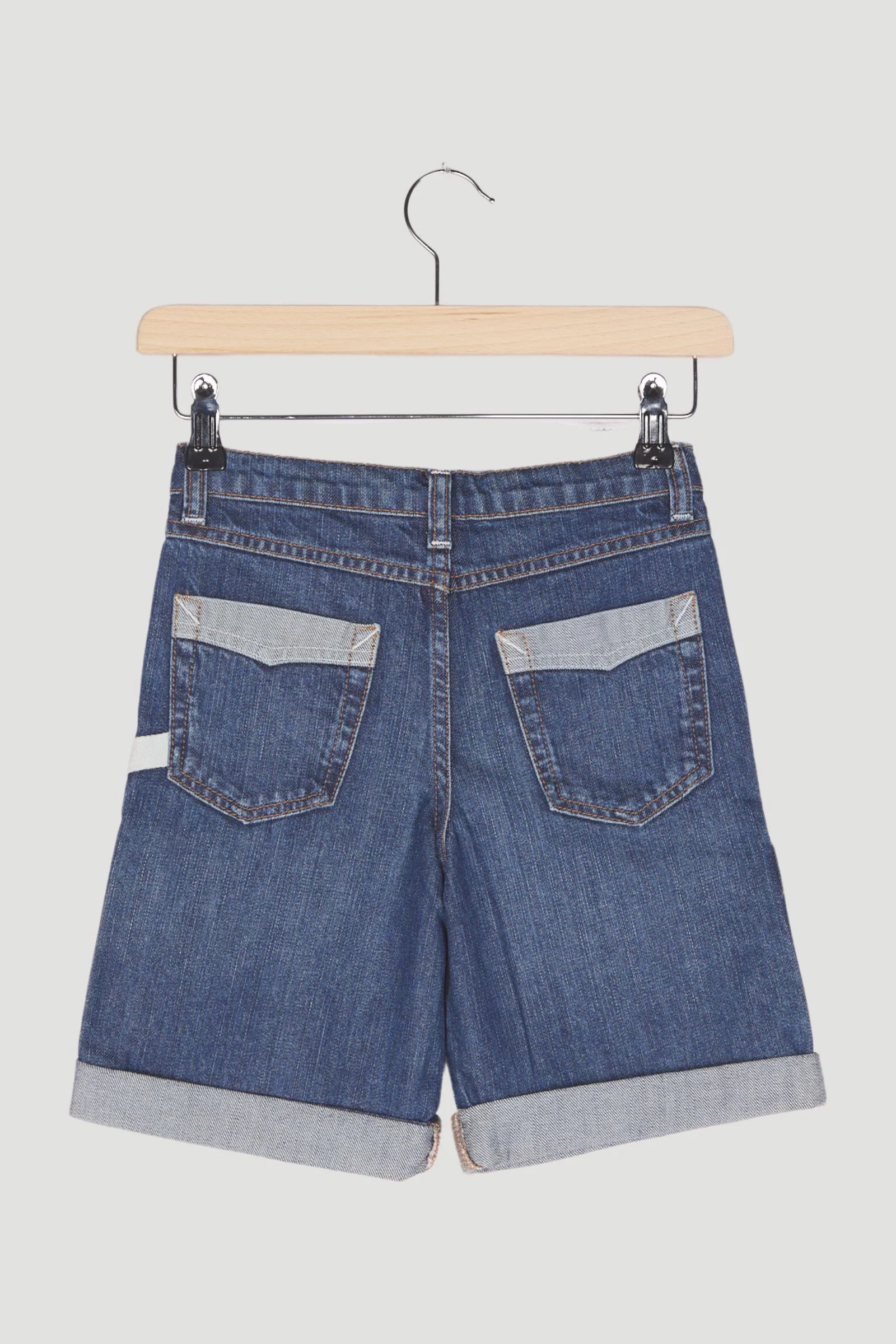 Secondhand Shorts/Bermudas - Image 2
