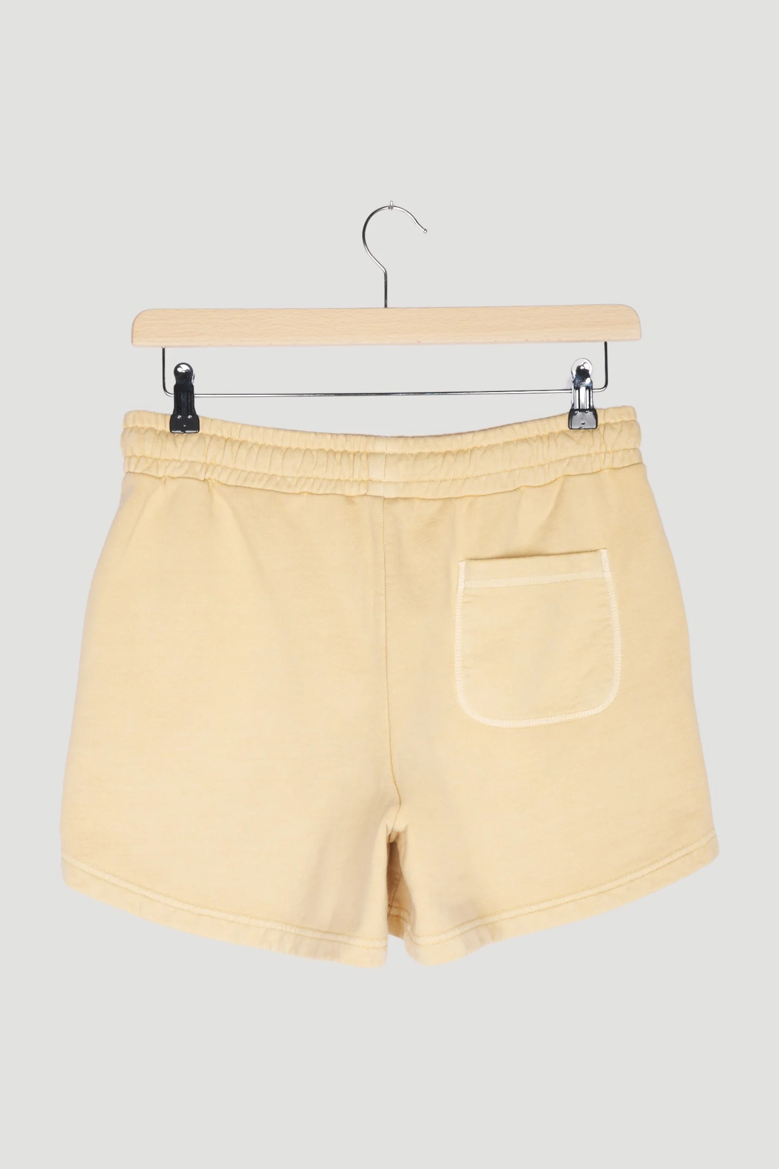 Secondhand Shorts mineralgefärbt aus reiner Bio-Baumwolle - Image 8
