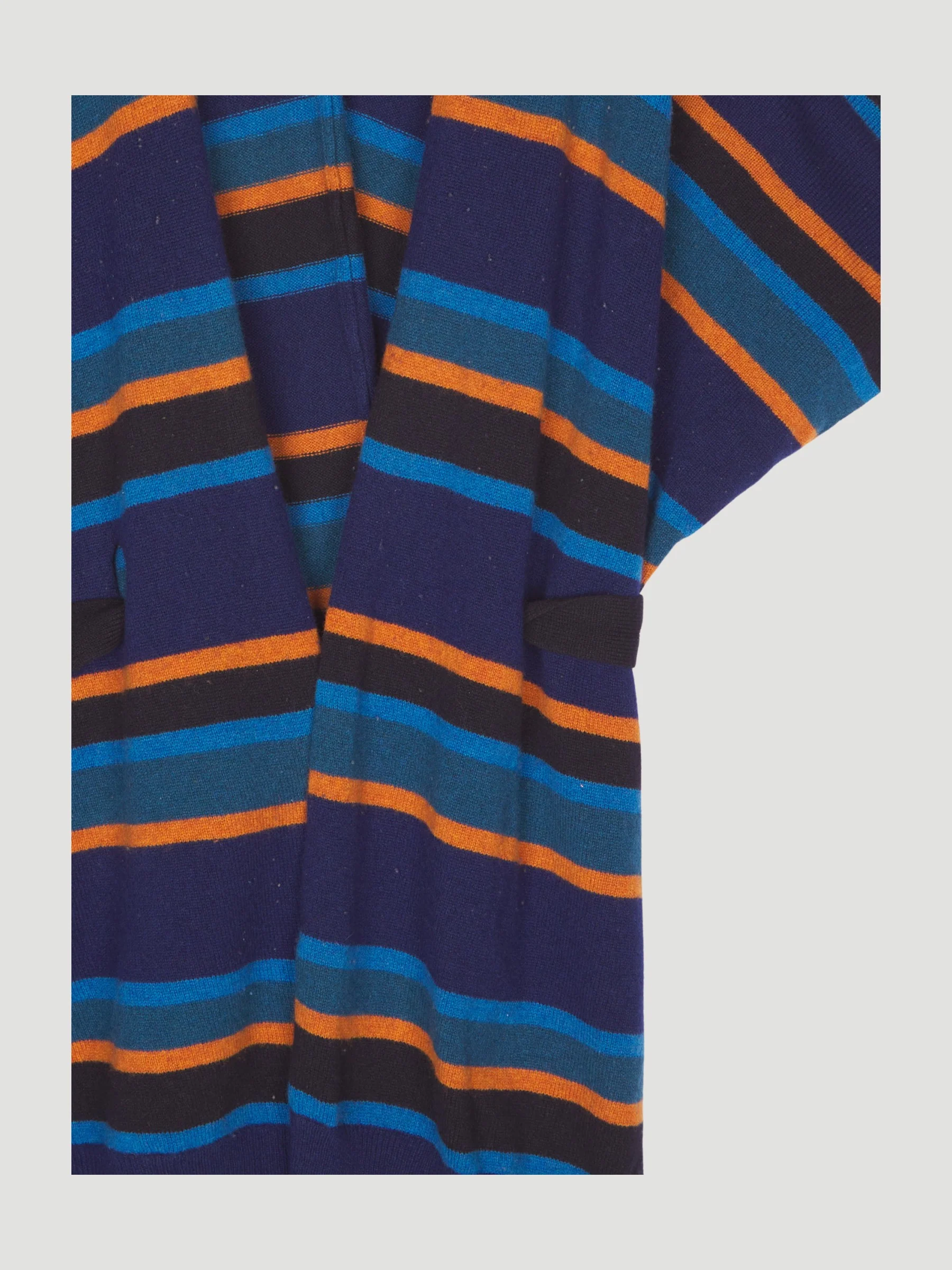 Secondhand Strick-Cape aus reiner Lambswool - Image 3
