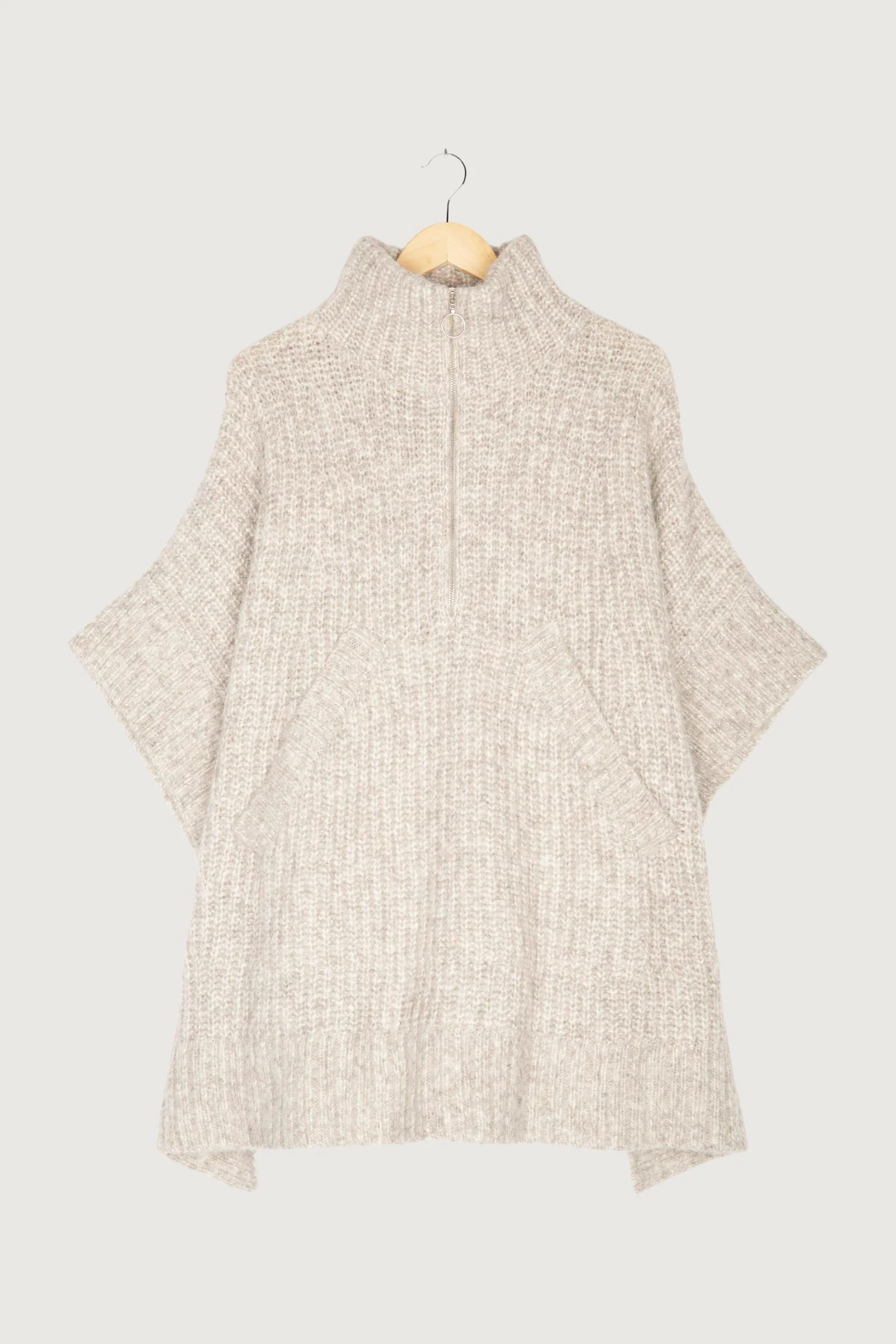Secondhand Strick-Poncho aus Alpaka mit Pima-Bio-Baumwolle