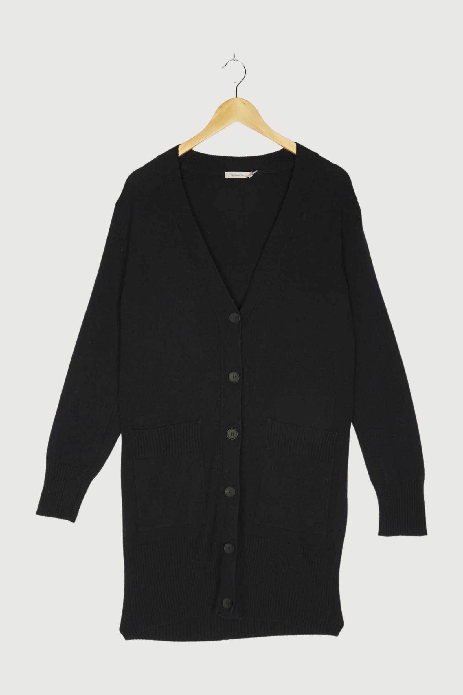 Secondhand Strickjacke aus reiner Schurwolle