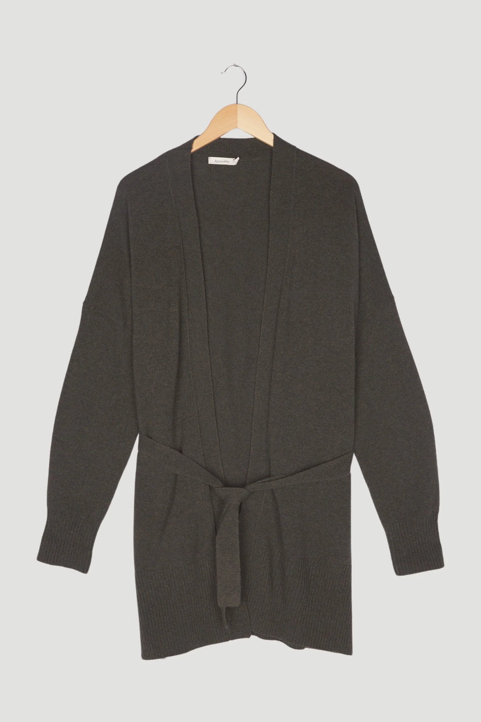 Secondhand Strickjacke aus reiner Schurwolle