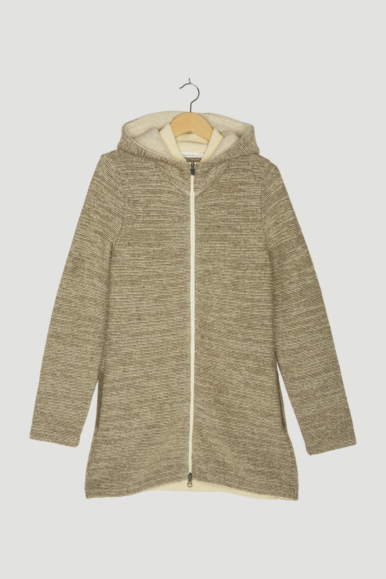 Secondhand Strickjacke aus Rhönwolle mit Bio-Baumwolle