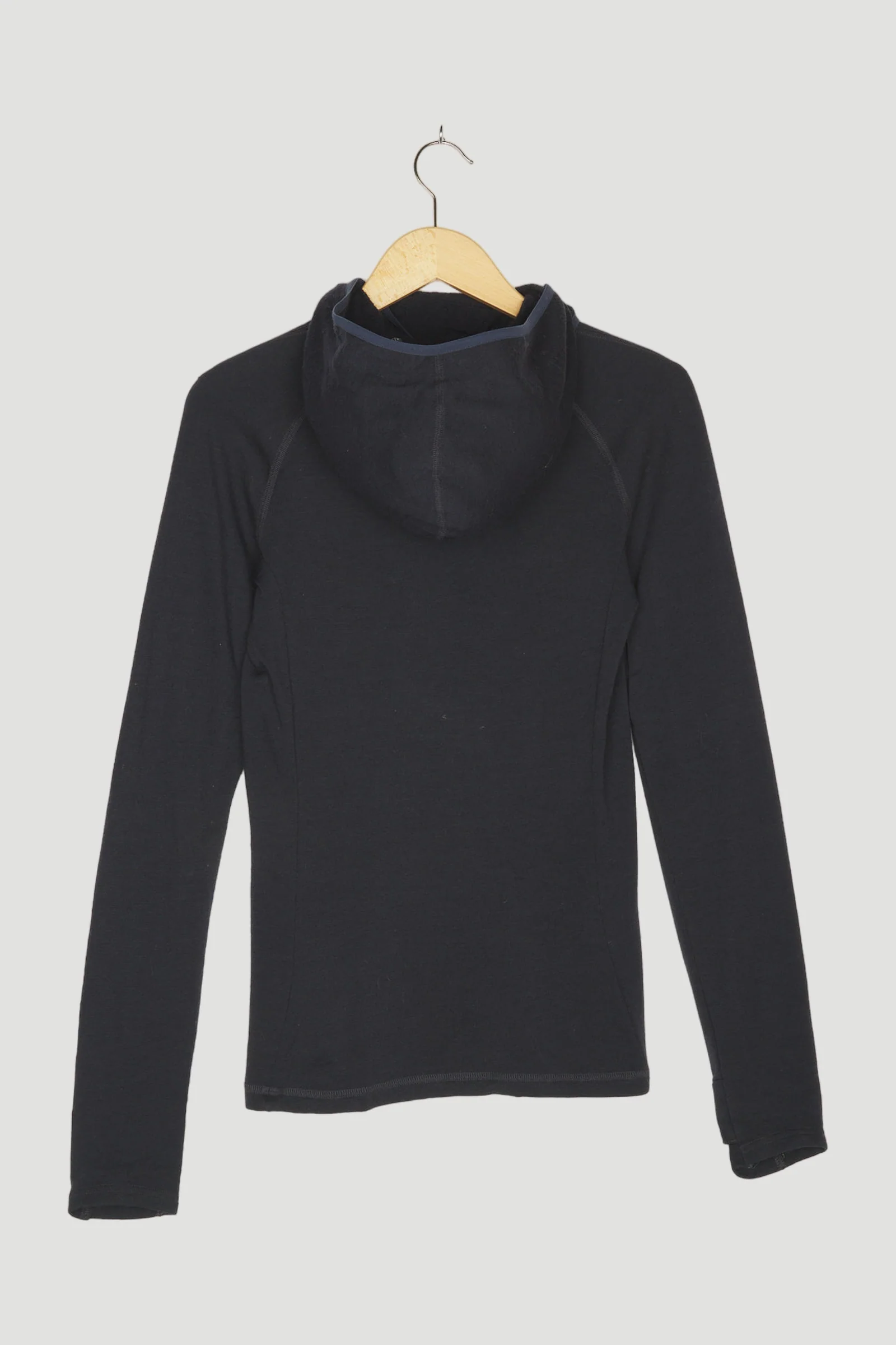 Secondhand Sweat-Hoodie aus reiner Bio-Merinowolle - Image 2