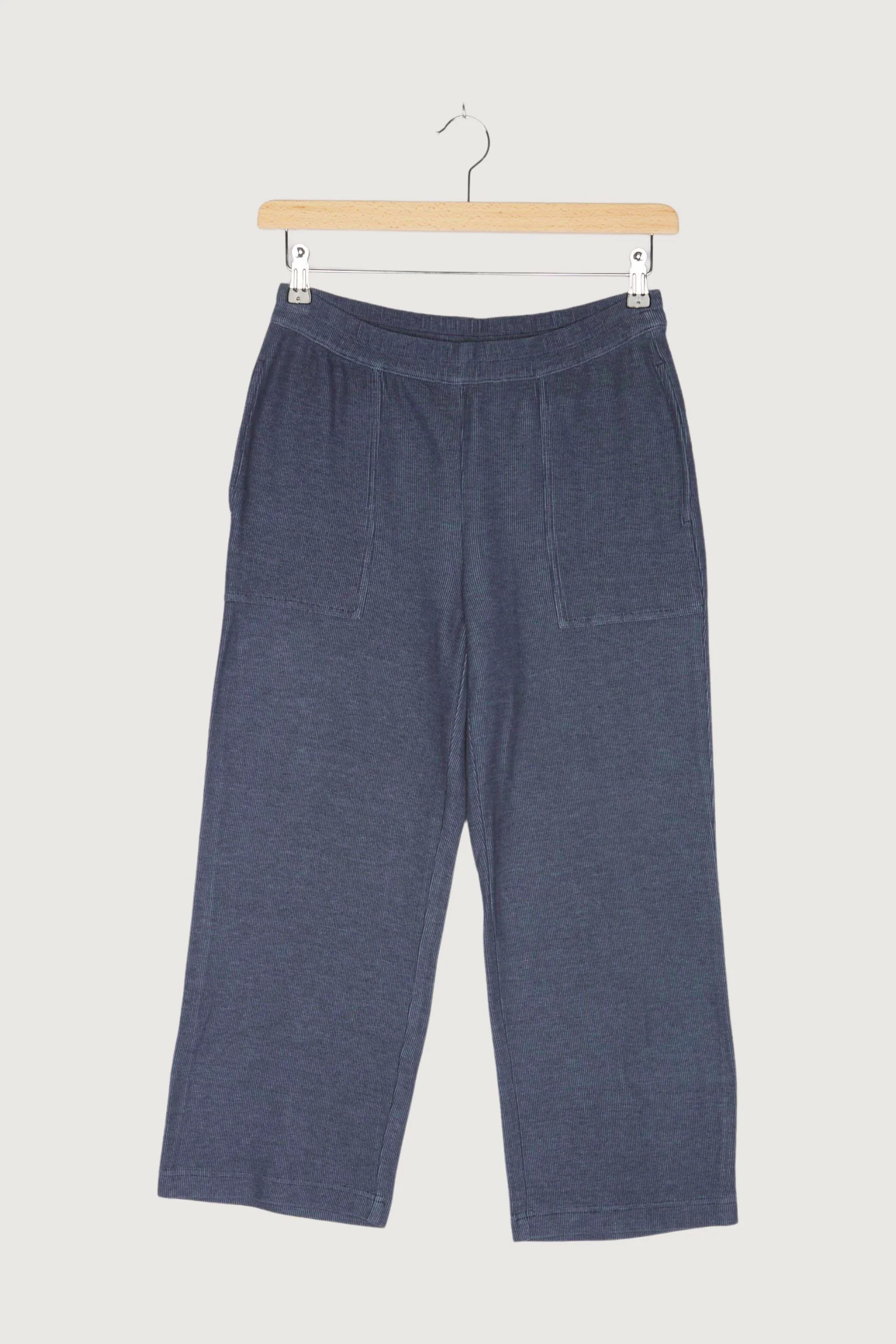 Secondhand Sweathose Cropped aus reiner Bio-Baumwolle - Image 4