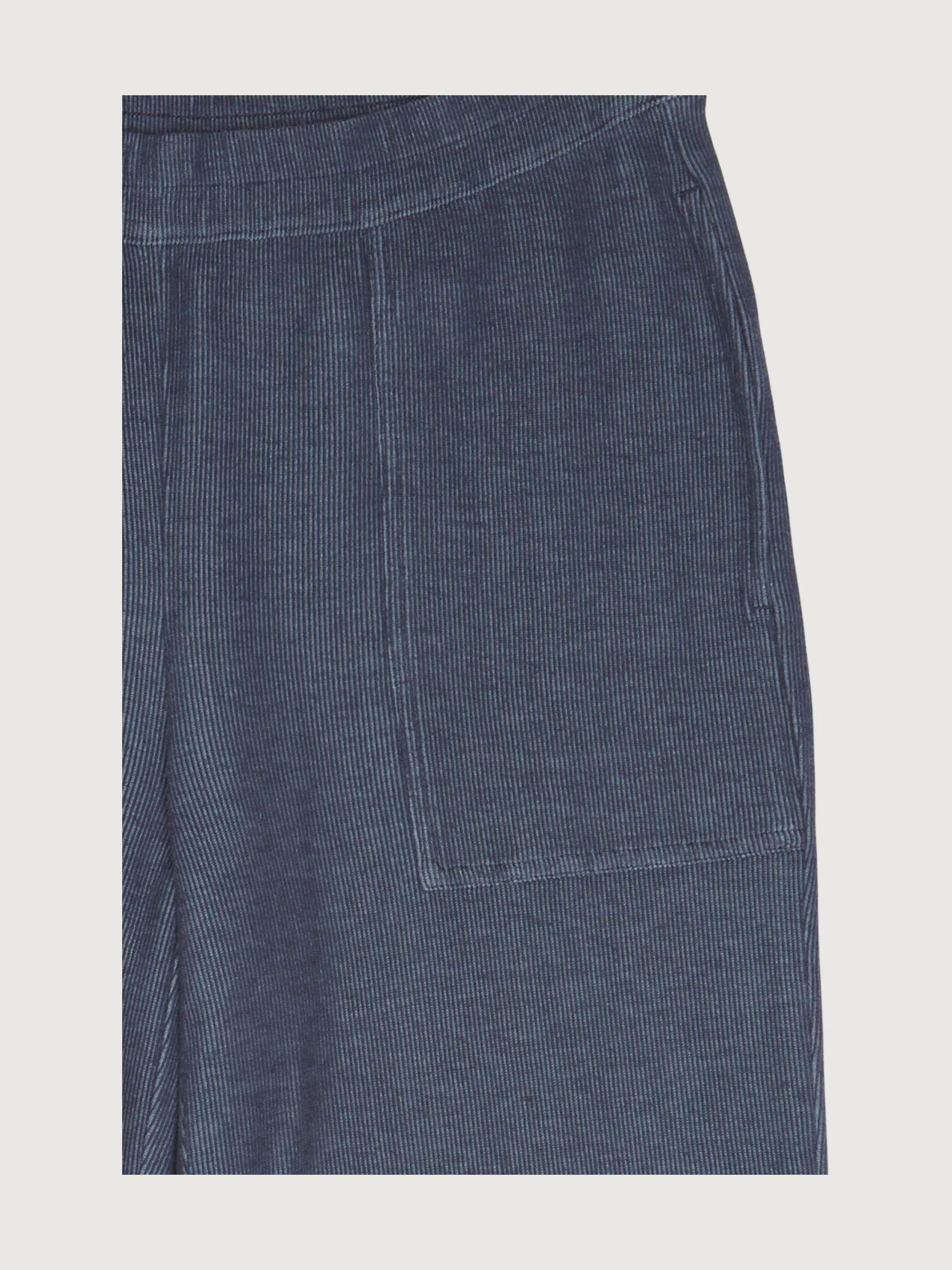 Secondhand Sweathose Cropped aus reiner Bio-Baumwolle - Image 6