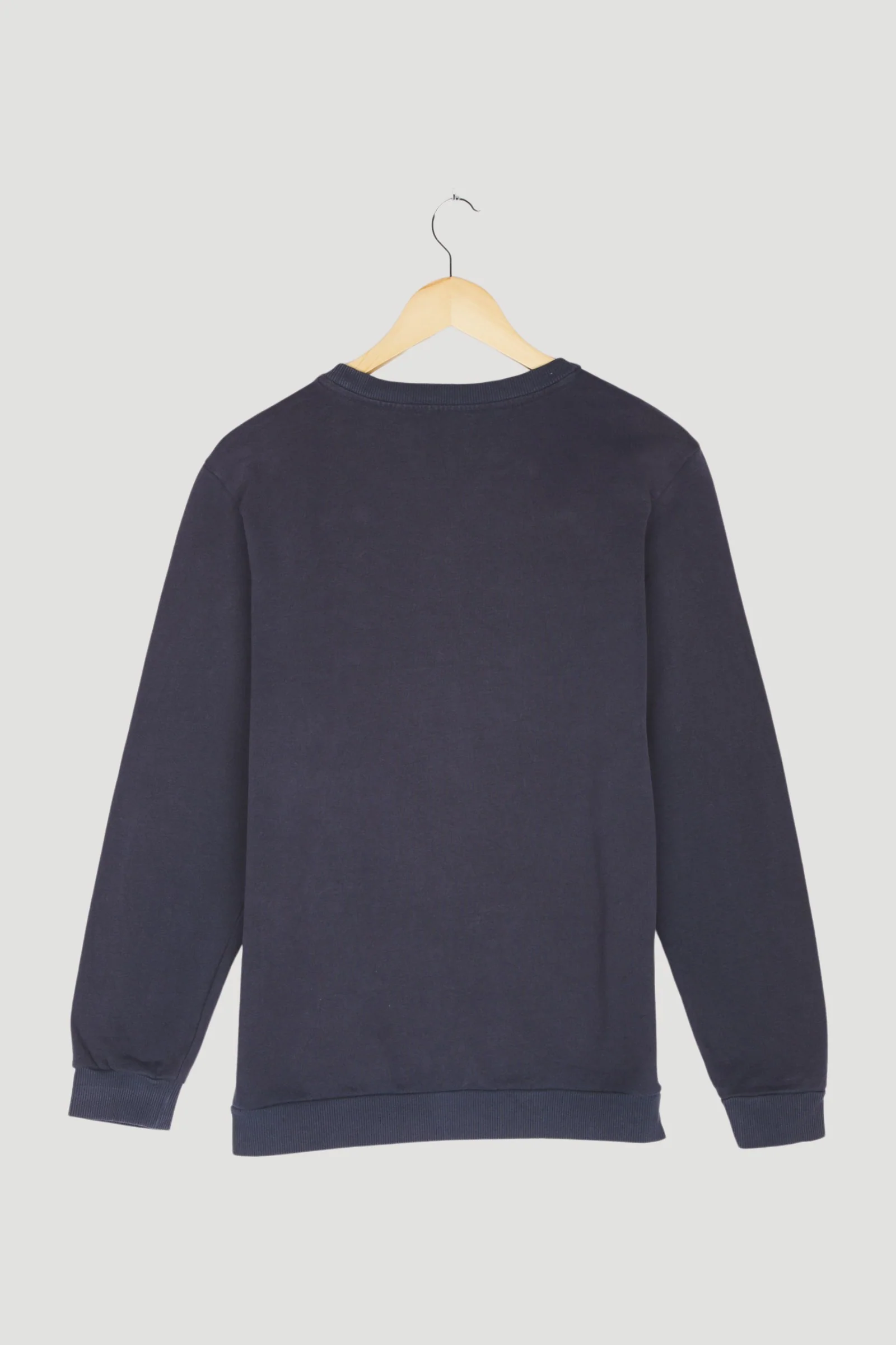 Secondhand Sweatshirt - Image 2