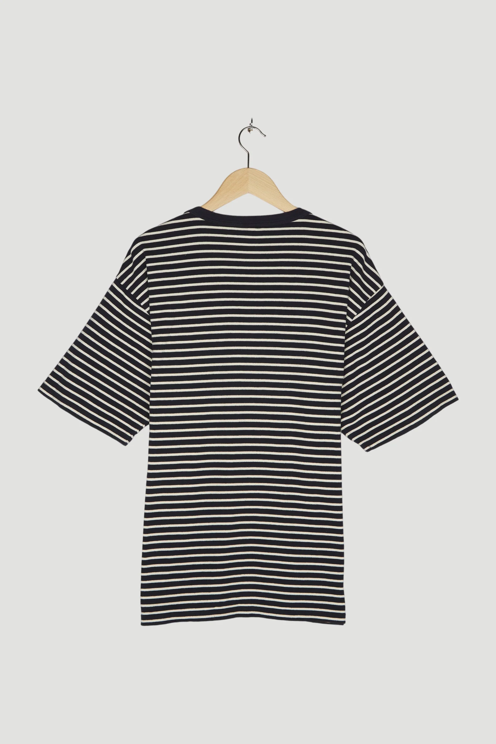 Secondhand Sweatshirt - Image 2