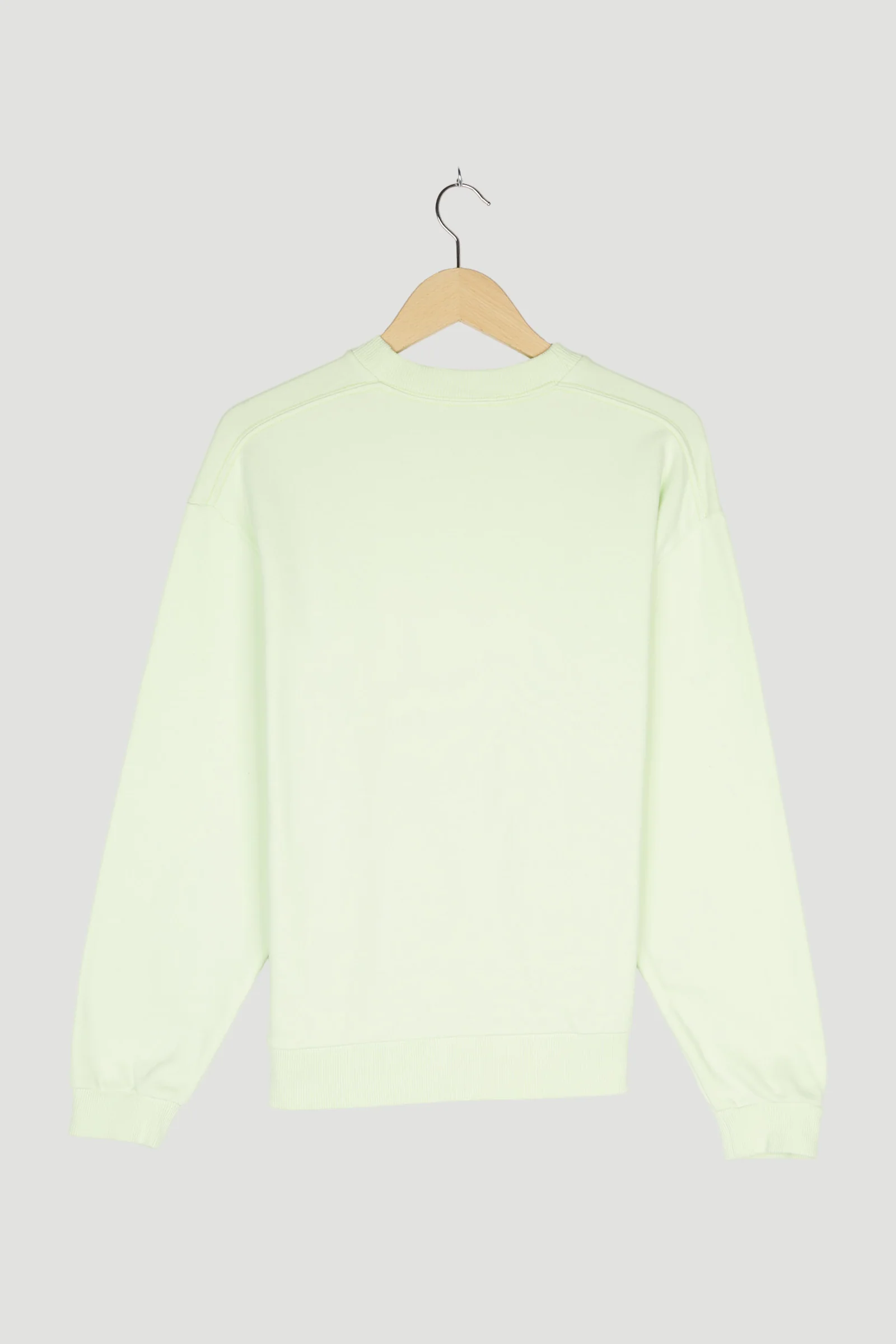 Secondhand Sweatshirt - Image 2