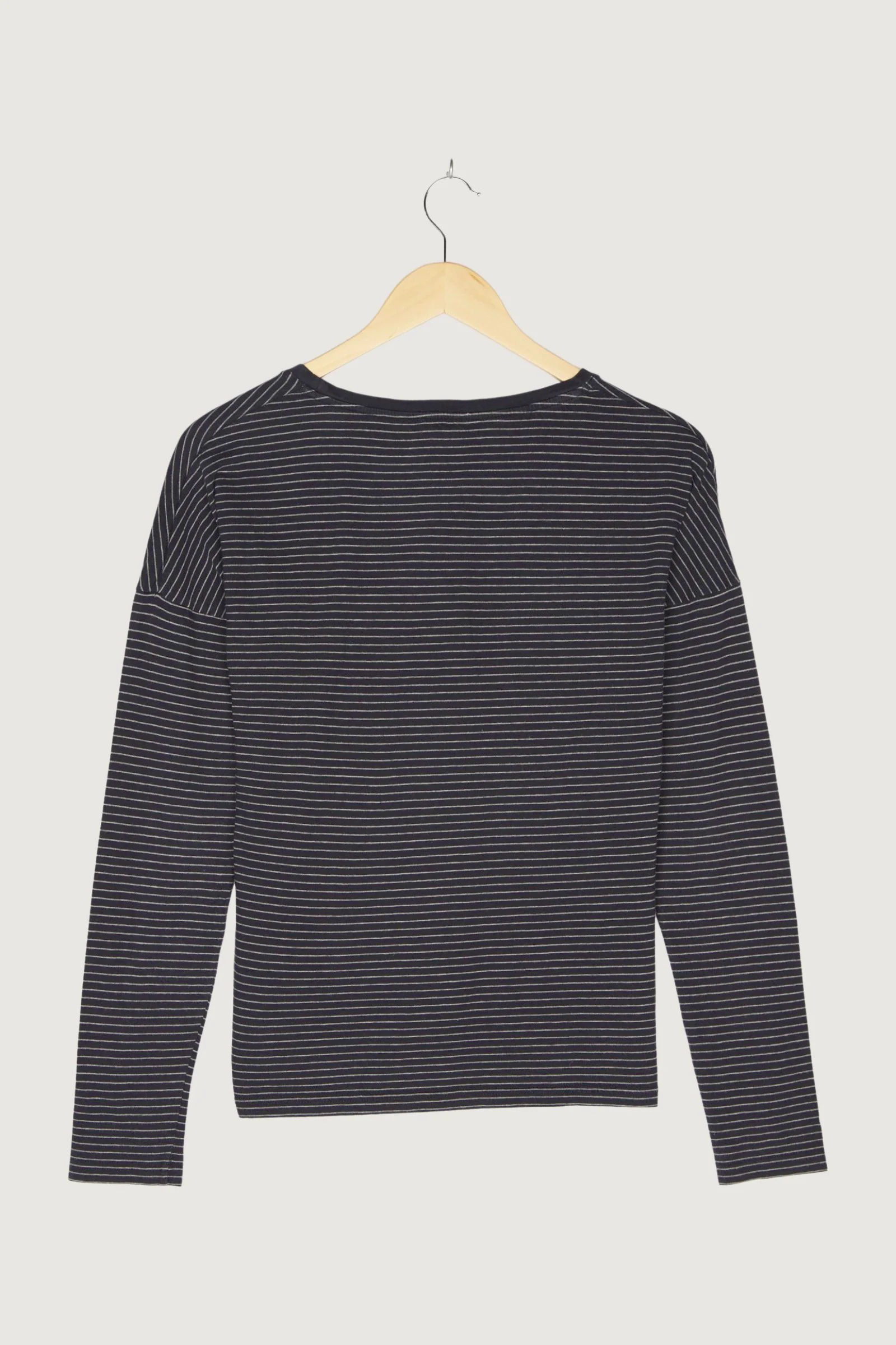 Secondhand Sweatshirt - Image 2