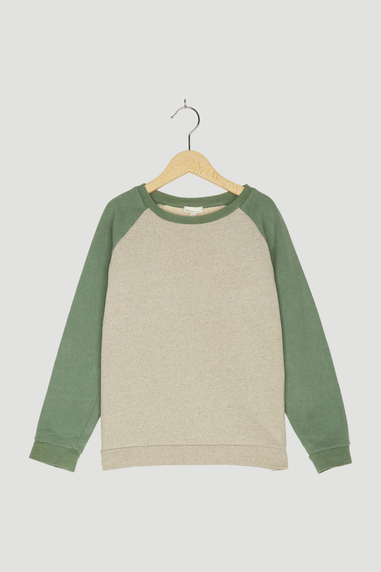 Secondhand Sweatshirt BetterRecycling aus reiner Bio-Baumwolle