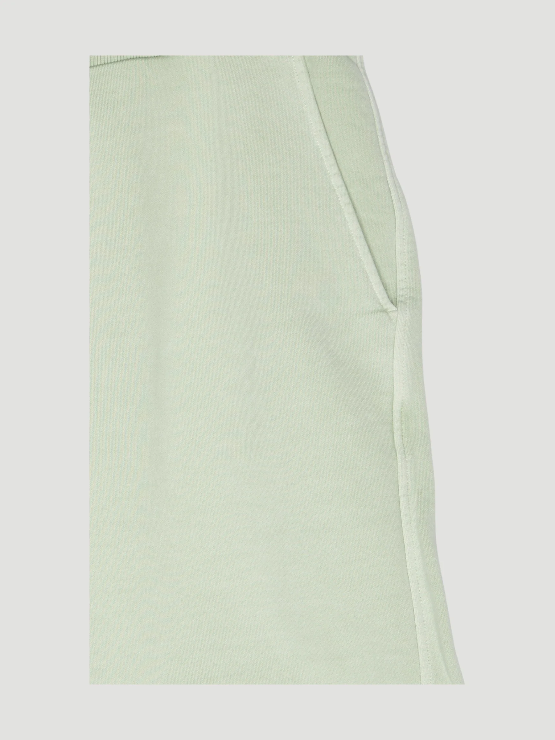 Secondhand Sweatshorts mineralgefärbt aus reiner Bio-Baumwolle - Image 6