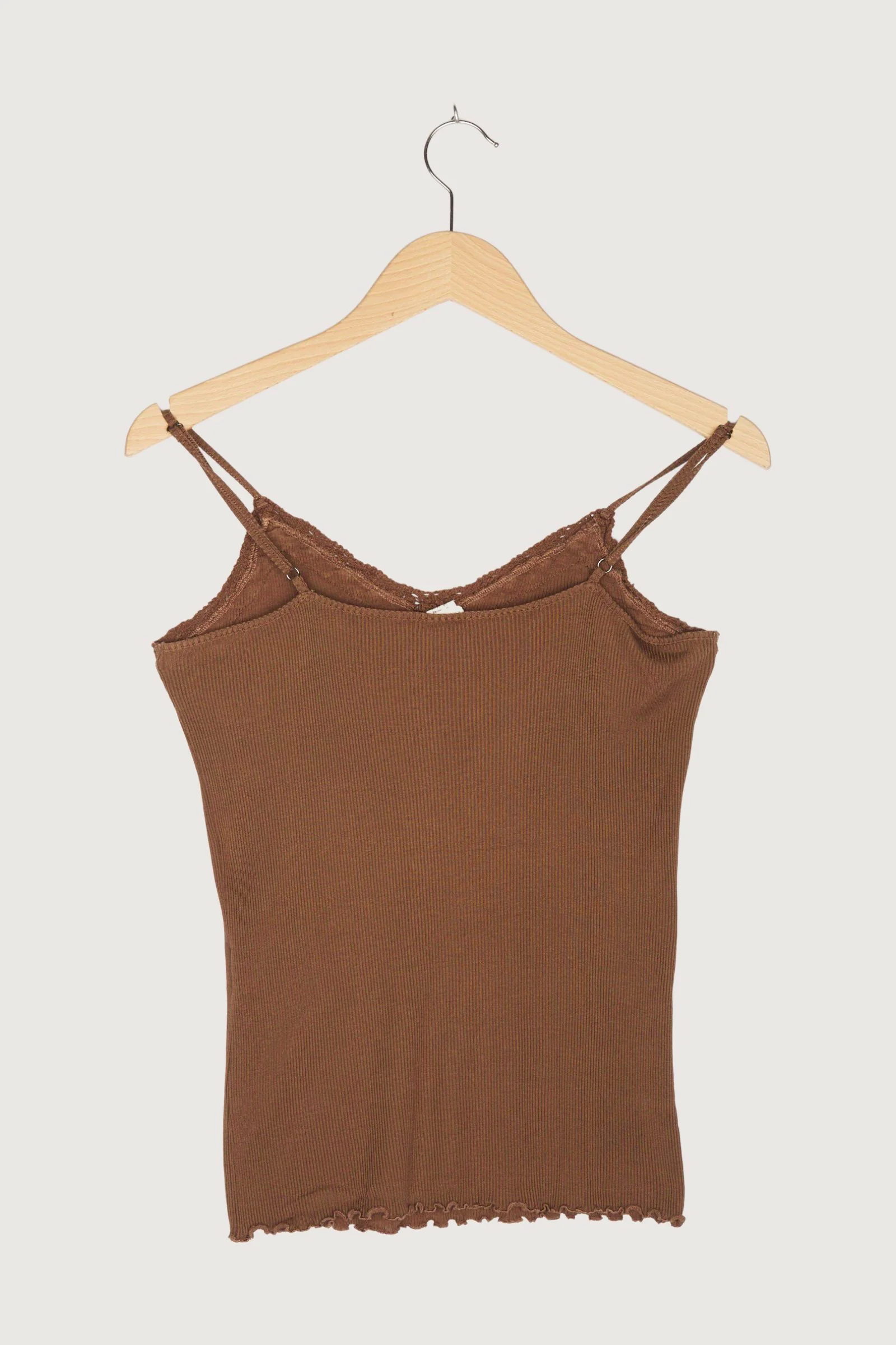 Secondhand Tops - Image 2