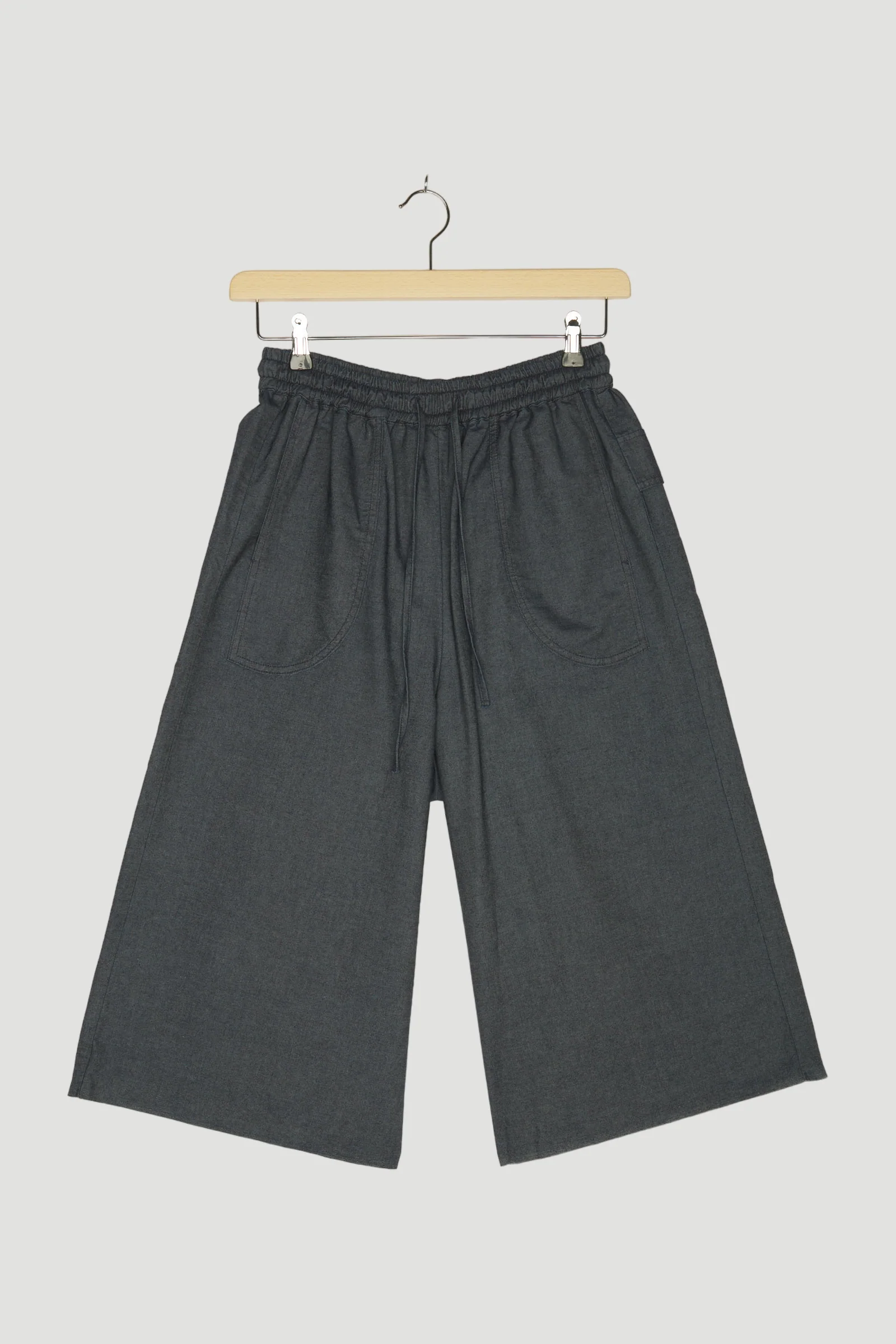 Secondhand ZERO WASTE Culotte aus reinem Bio-Denim
